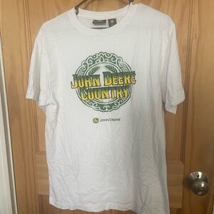 New Without Tags, Men’s Size Medium John Deere T-Shirt